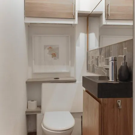 Apartment Nook 44 - The Cocoon - Historic 2 Bedroom Chamonix